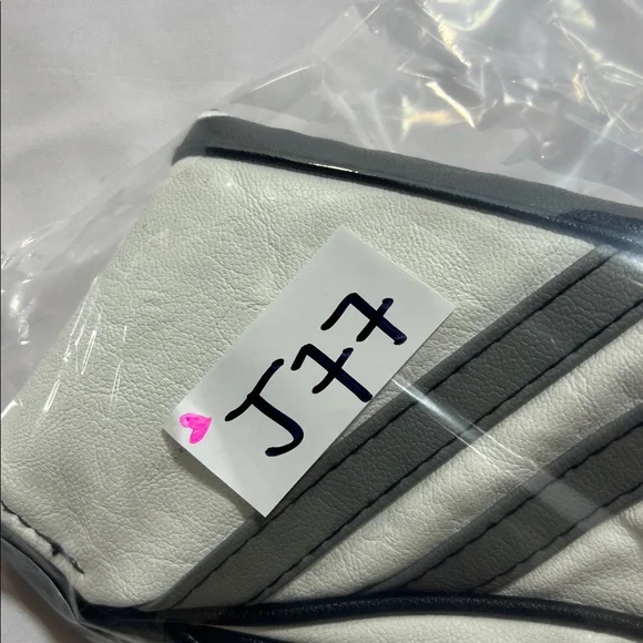 Titleist TSi golf head cover - Picture 4 of 4